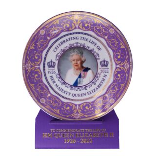 Queen Elizabeth Gold Plated Commemorative Plate 20cm